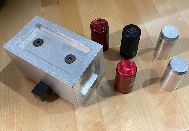 SUTHERLAND DC-929 Bottle Cap Adapter